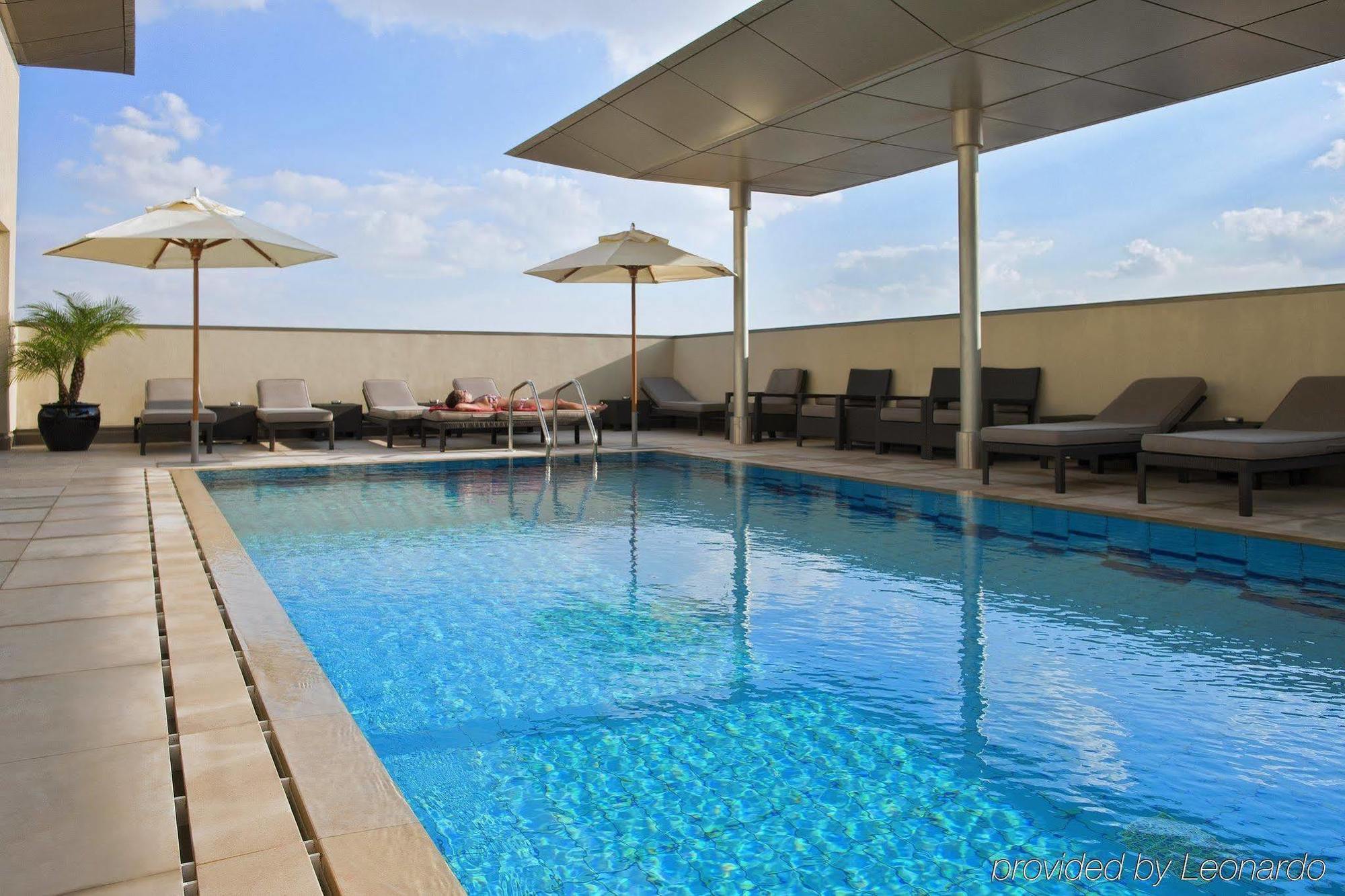Hotel Centro Al Manhal By Rotana