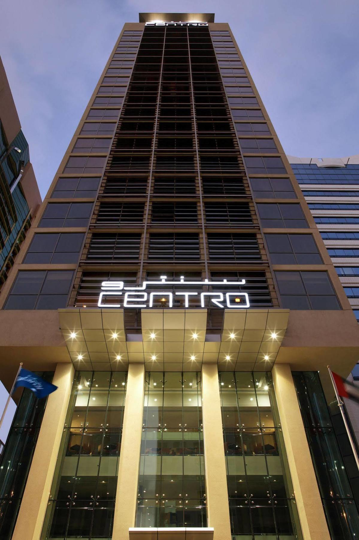 Hotel Centro Al Manhal By Rotana 3*